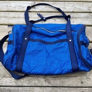 Lululemon Run Ways Duffel Miss Mosaic Lakeside gymbag